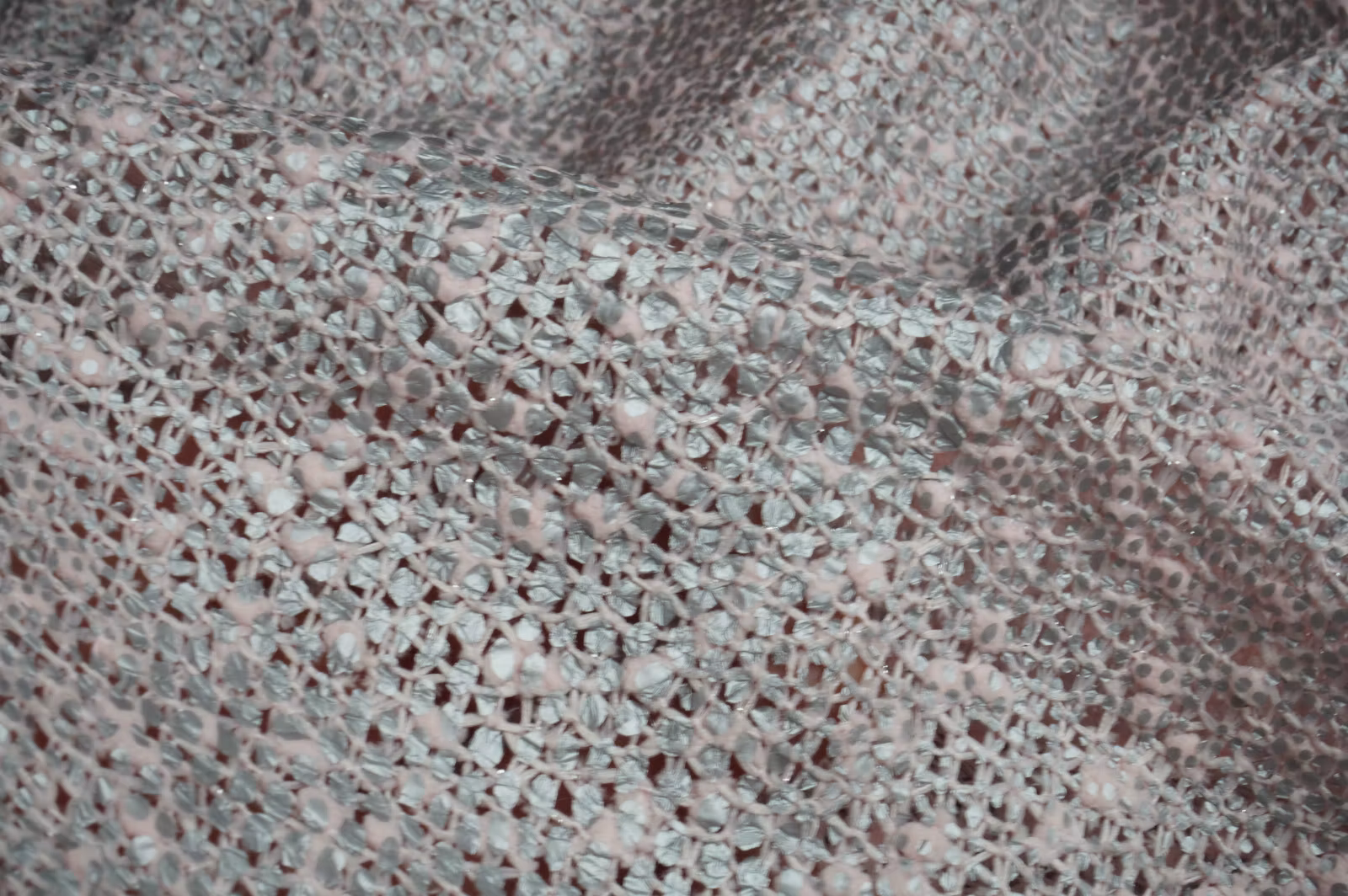Dzianina pentelkowa bukle boucle szer. 125 cm