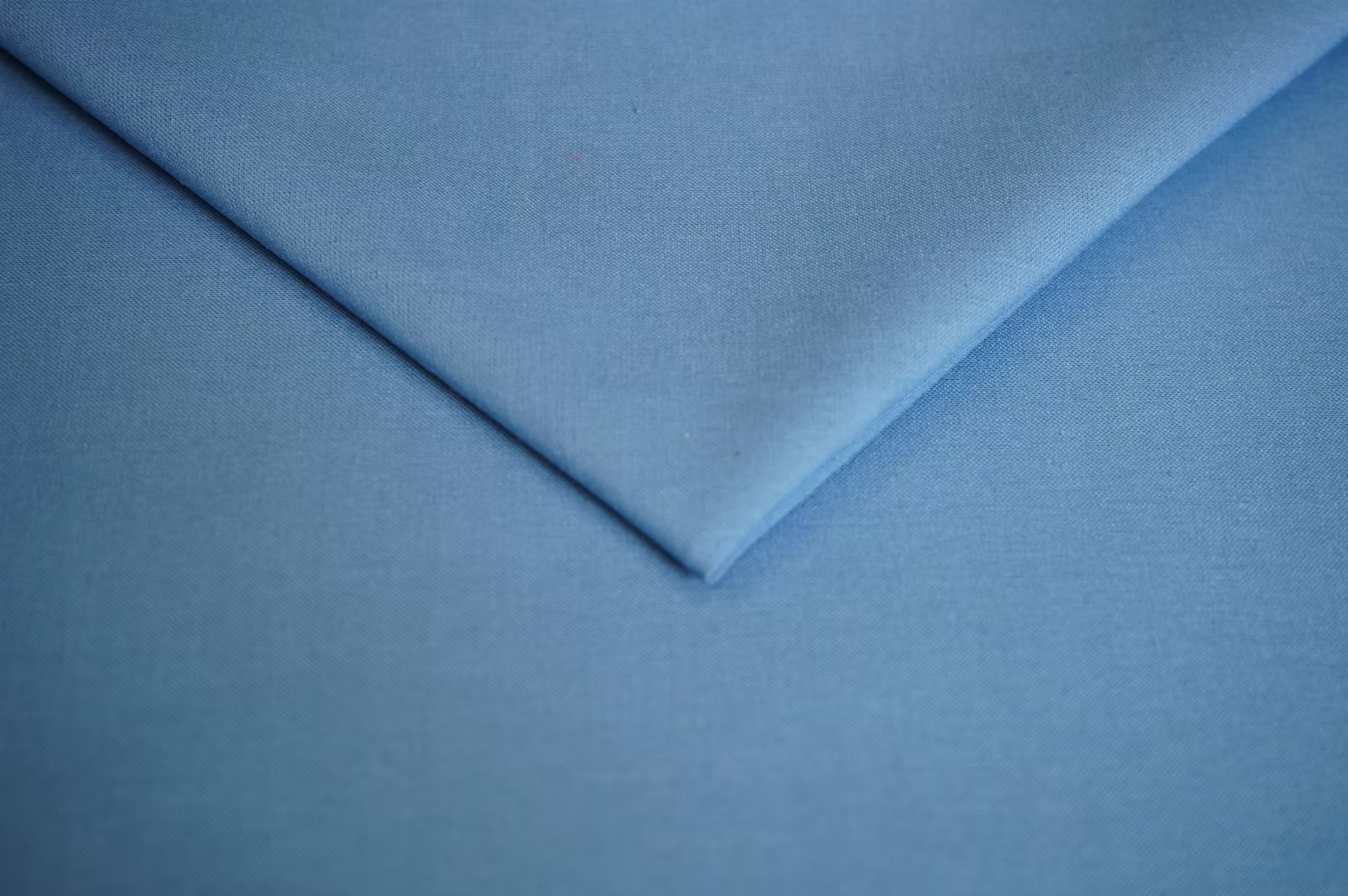 Medyczna materiał fartuchy bluzy niebieski szer. 155 cm