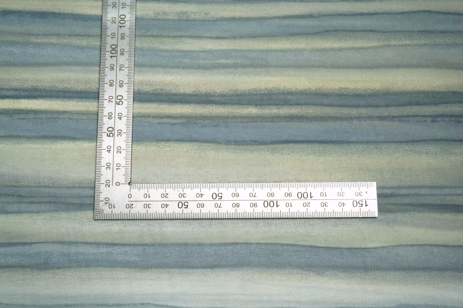 Wiskoza abstrakcja inny szer. 135 cm