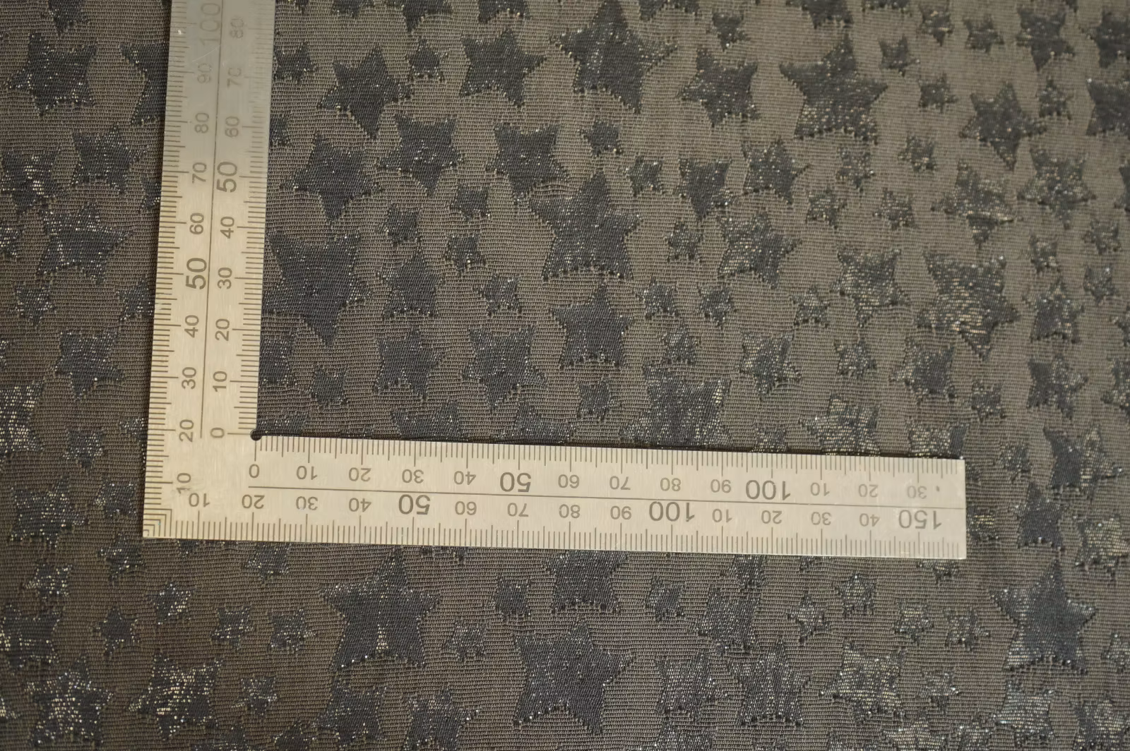 Żakard gwiazdy elegancki szer. 150 cm